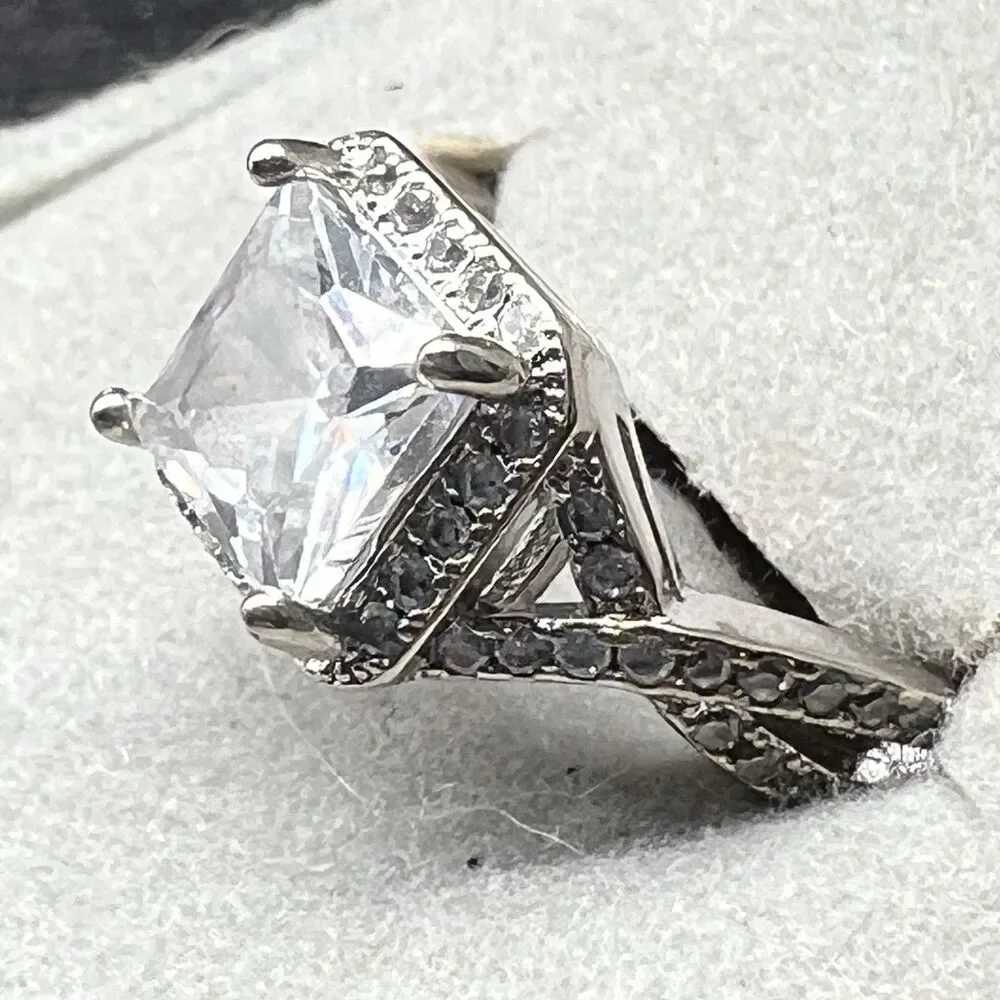 Princess Cut Solitaire Engagement Ring -Sterling Silver- Cubic Zirconia Sz 7